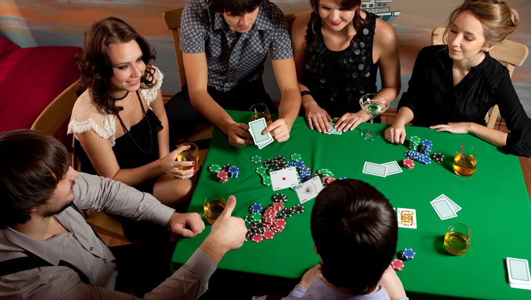 Chơi Poker Bằng Tiền Thật Tốt Nhất Trong 2026